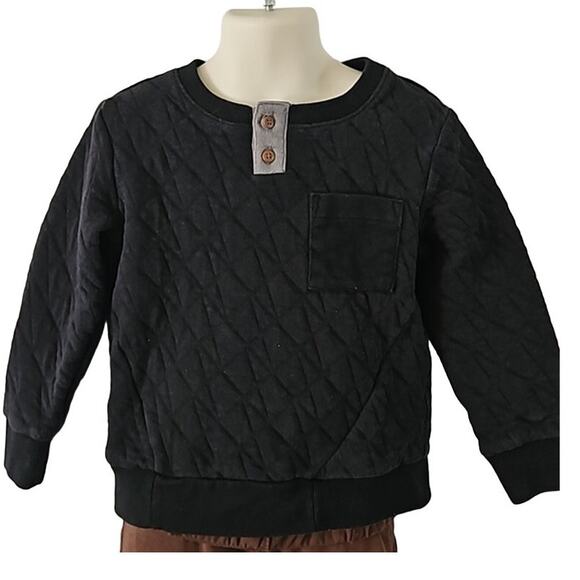 Excellent Condition Cat & Jack Boys 5T Black Quilted Long Sleeve Pullover Top - Picture 4 of 7